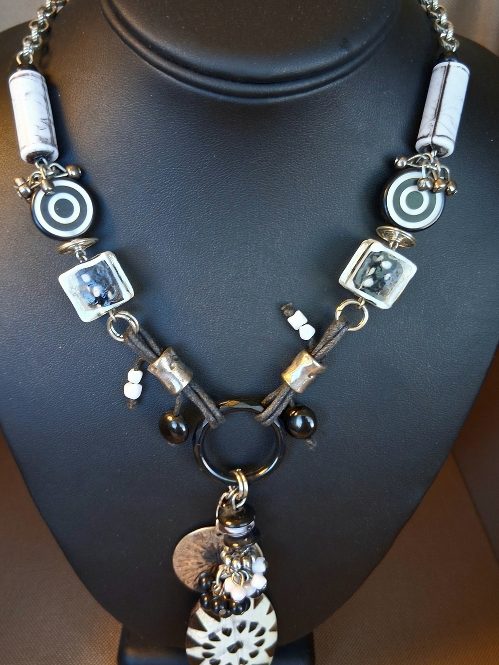 20" Black & White Pendant Statement Necklace - Women Jewelry